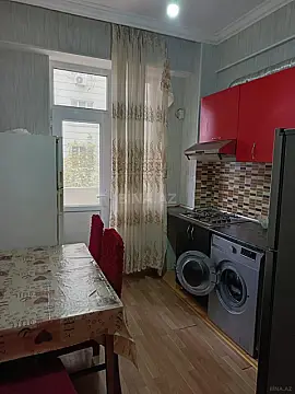 Kirayə verilir 2 otaqlı mənzil 60 m²