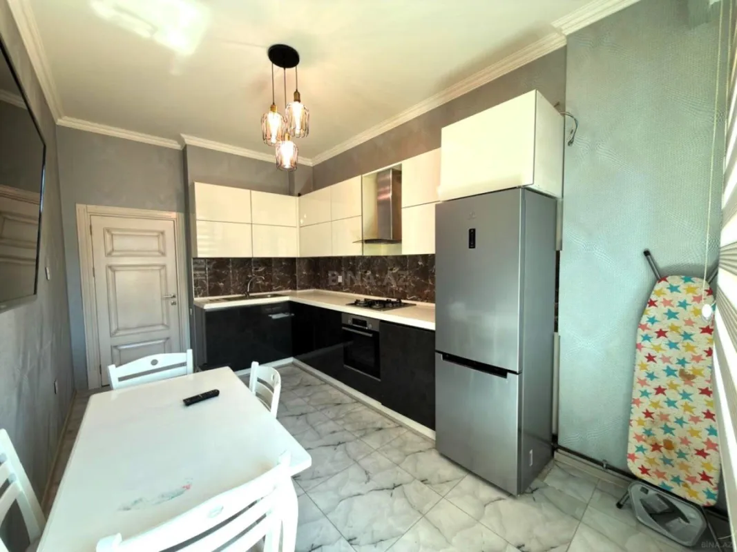 Satılır 3 otaqlı mənzil 120 m²