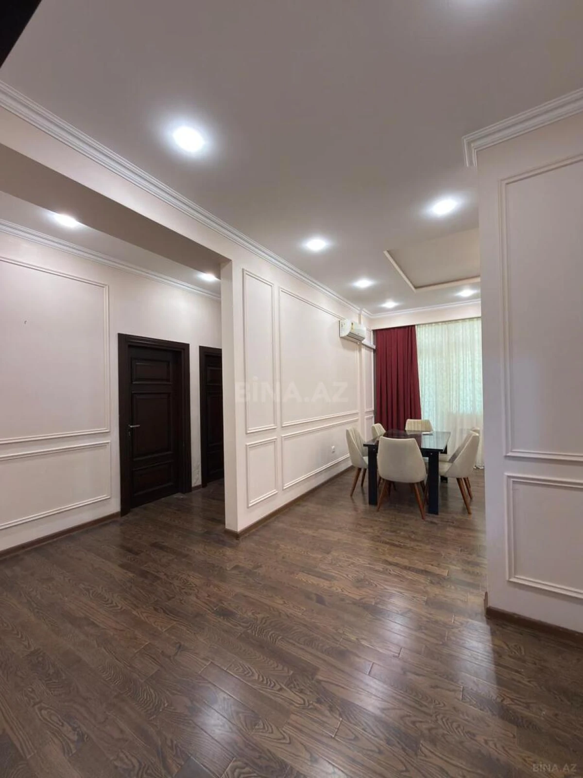 Satılır 3 otaqlı mənzil 120 m²