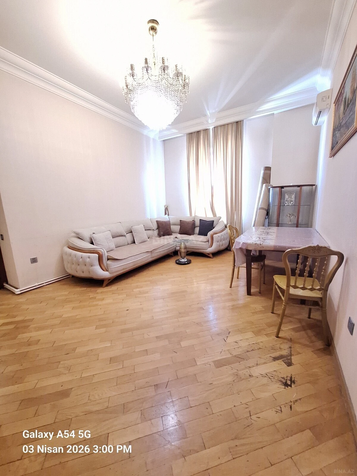 Kirayə verilir 2 otaqlı mənzil 70 m²