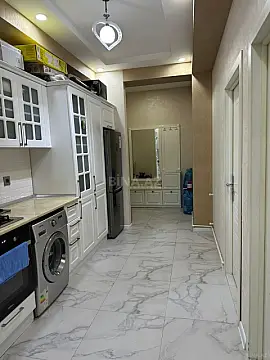 Satılır 2 otaqlı mənzil 62 m²
