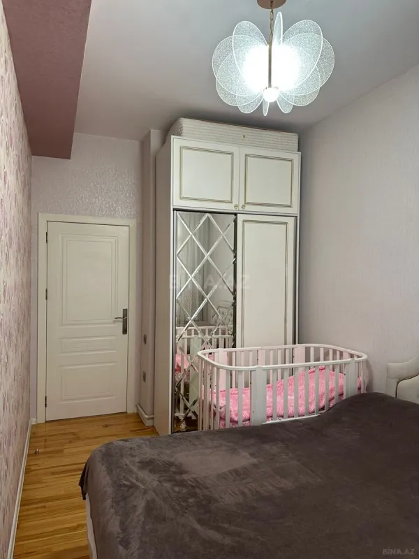 Satılır 2 otaqlı mənzil 62 m²