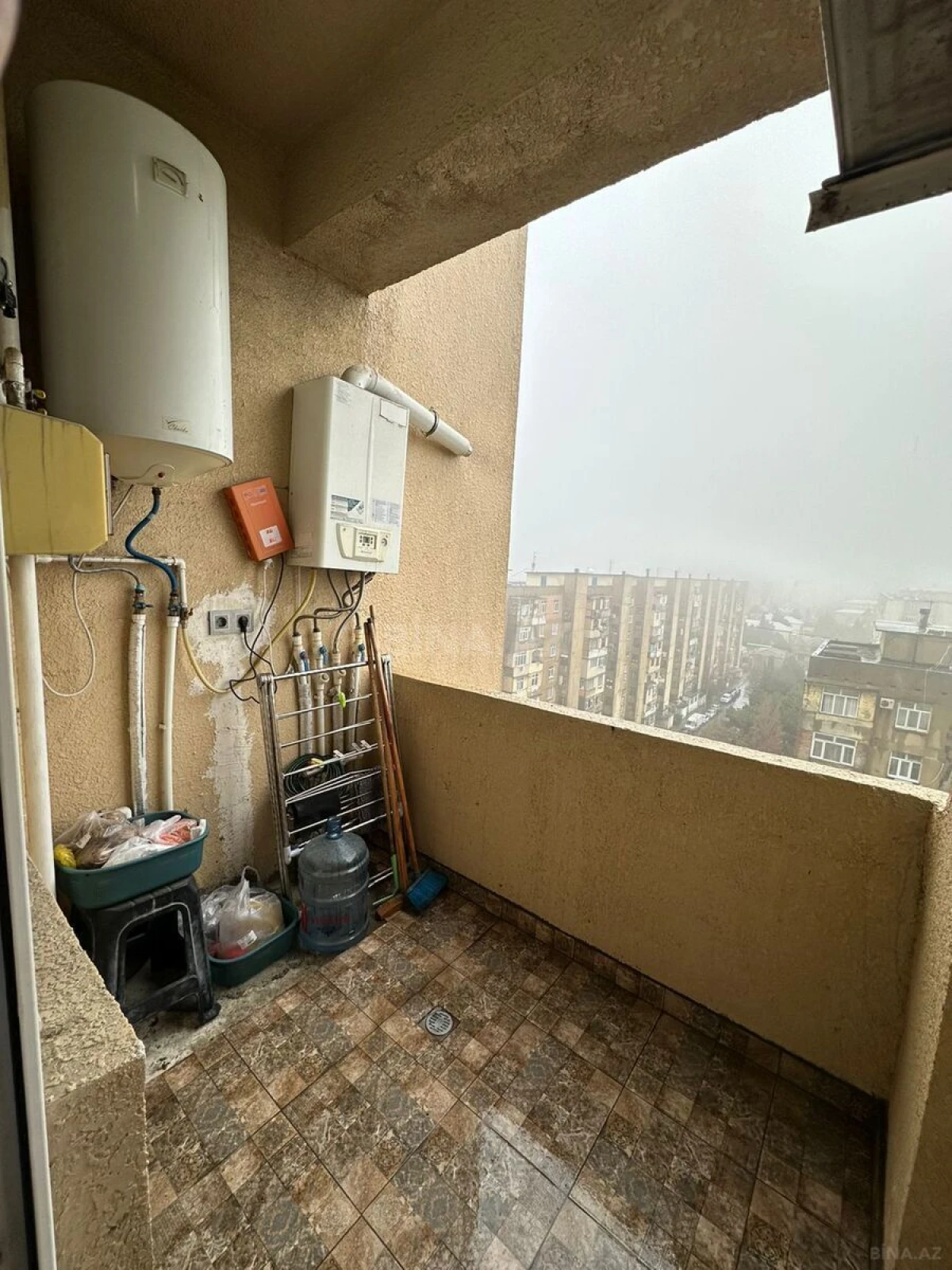 Satılır 2 otaqlı mənzil 62 m²