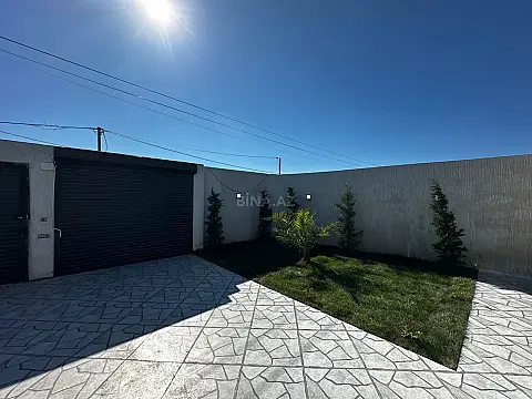 Satılır 4 otaqlı həyət evi 140 m²