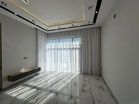 Satılır 4 otaqlı həyət evi 140 m²