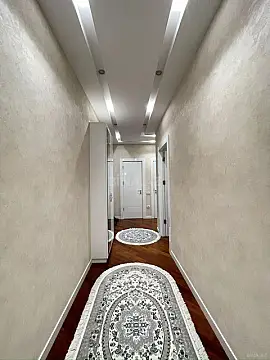 Satılır 2 otaqlı mənzil 82 m²