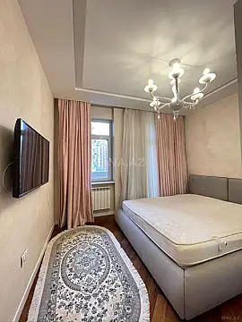 Satılır 2 otaqlı mənzil 82 m²