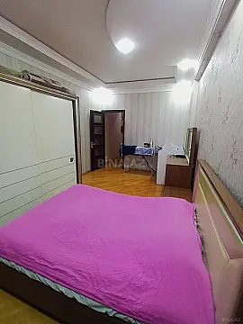Satılır 3 otaqlı mənzil 140 m²