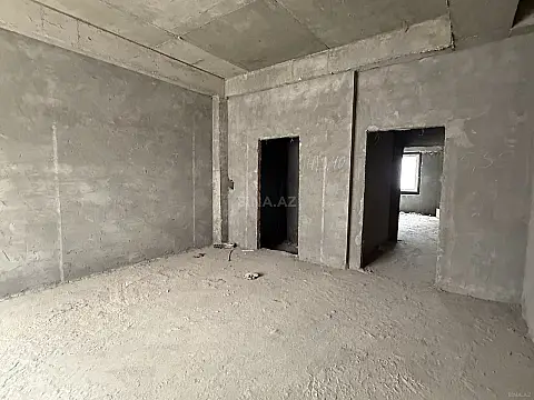 Satılır 4 otaqlı mənzil 152 m²