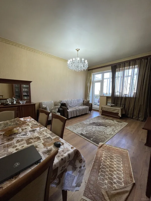Satılır 3 otaqlı mənzil 90 m²