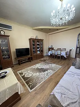 Satılır 3 otaqlı mənzil 90 m²