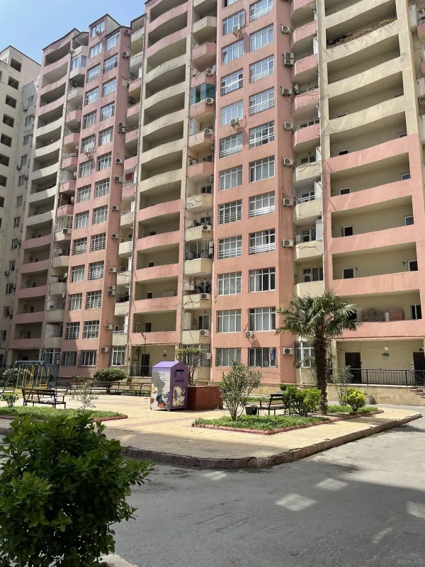 Satılır 3 otaqlı mənzil 90 m²
