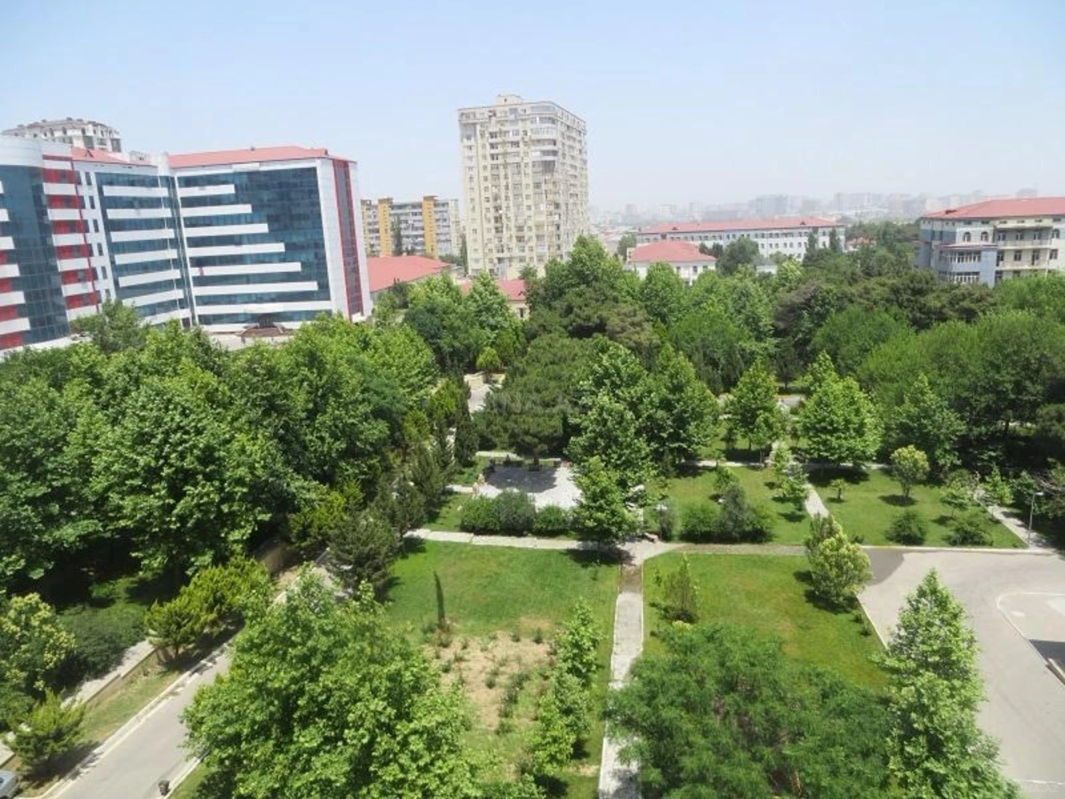 Satılır 3 otaqlı mənzil 90 m²