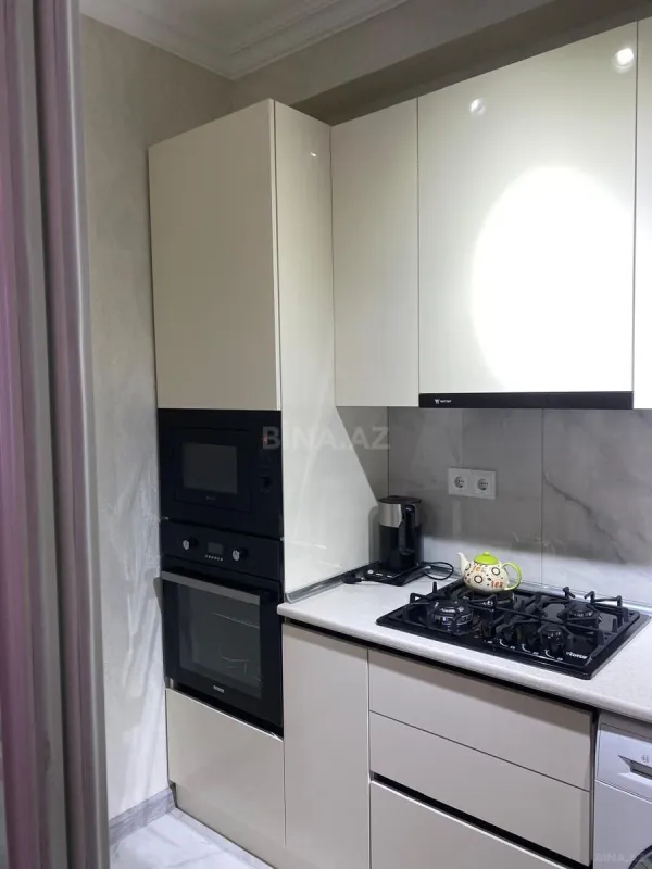 Satılır 2 otaqlı mənzil 66 m²