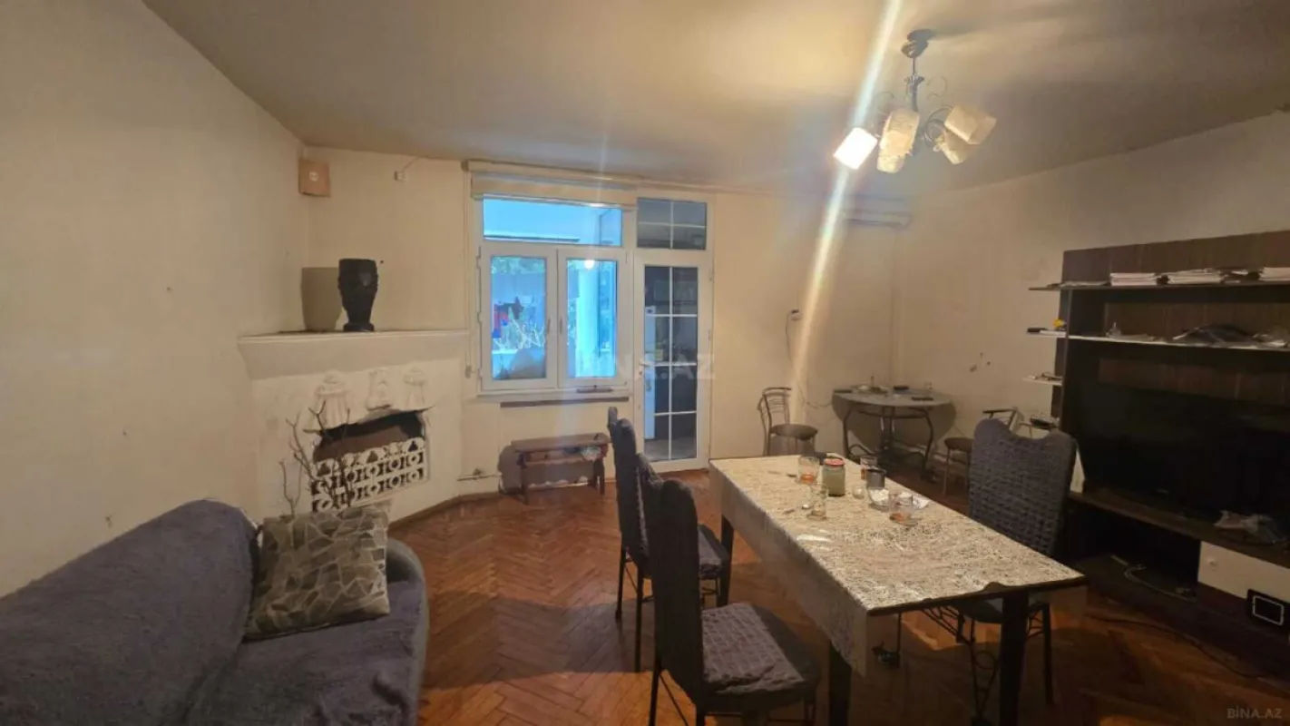 Satılır 3 otaqlı mənzil 54 m²