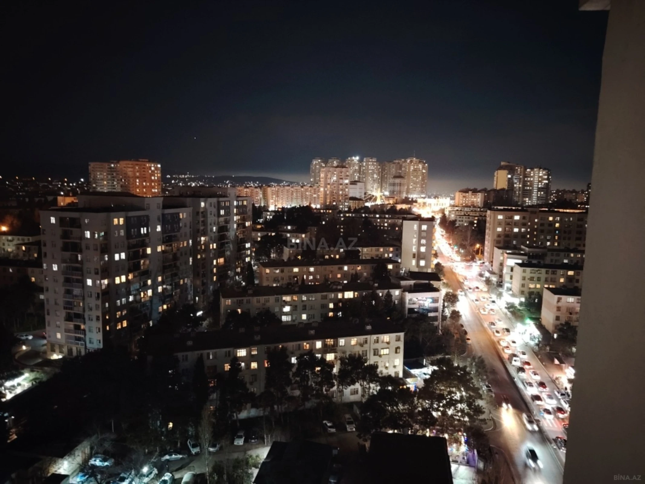 Satılır 4 otaqlı mənzil 190 m²