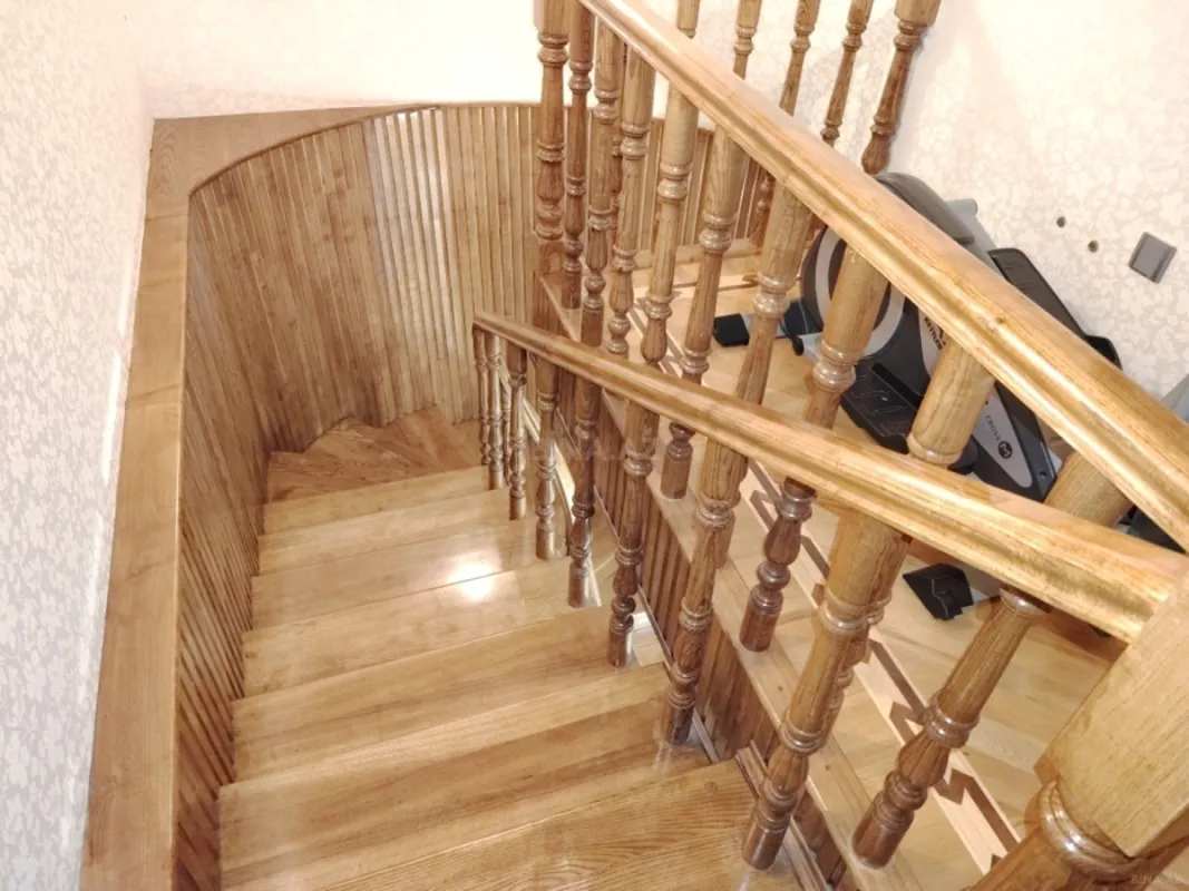 Satılır 4 otaqlı mənzil 190 m²