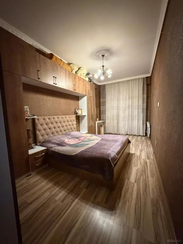Satılır 2 otaqlı mənzil 65 m²