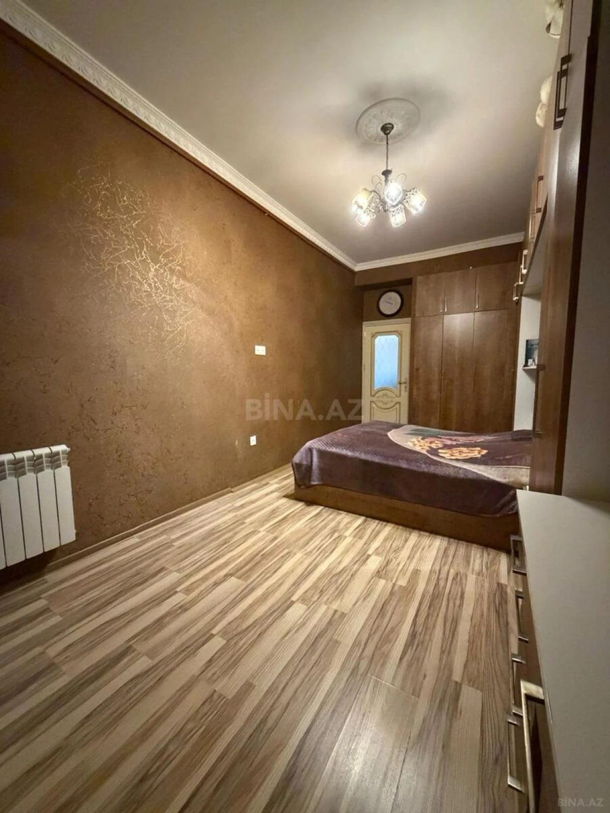 Satılır 2 otaqlı mənzil 65 m²