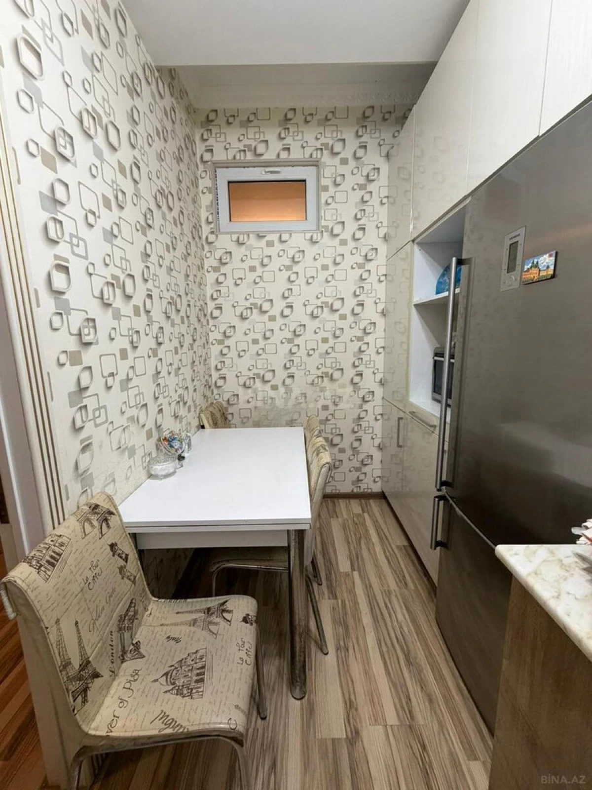 Satılır 2 otaqlı mənzil 65 m²
