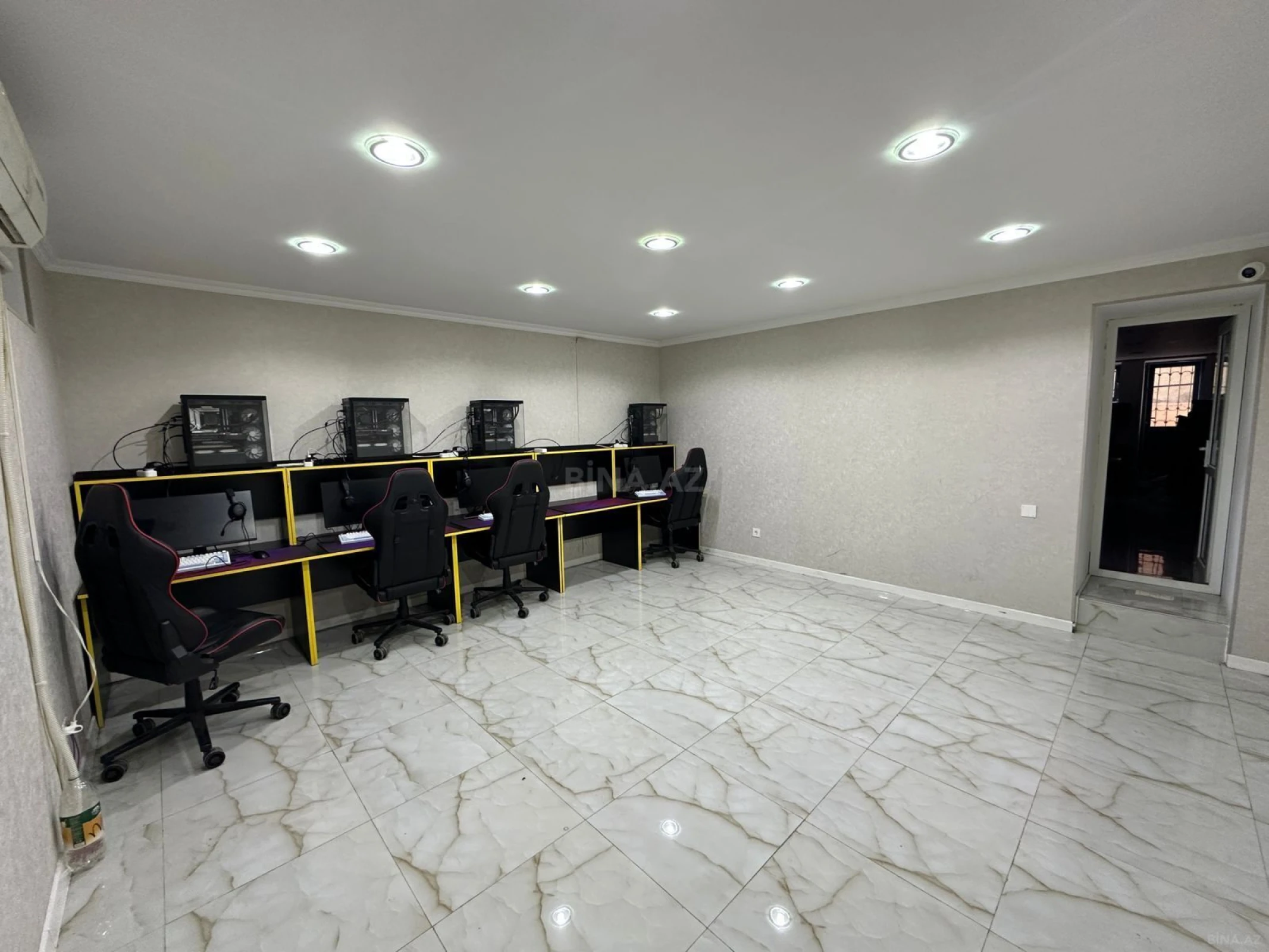 Satılır obyekt 101 m²