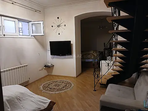 Satılır 3 otaqlı həyət evi 100 m²