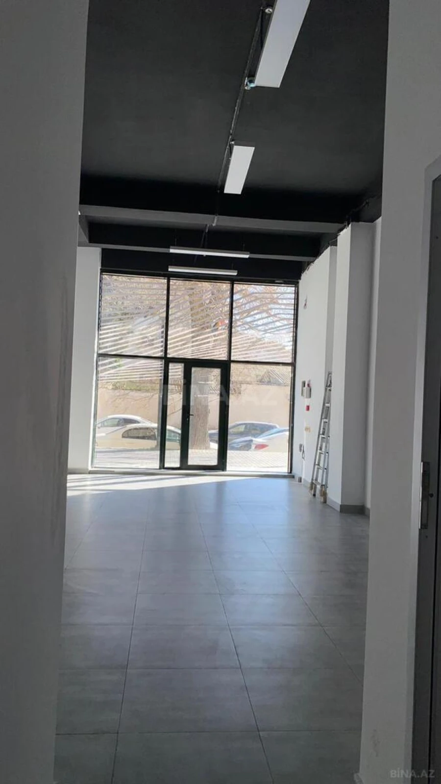 Kirayə verilir obyekt 110 m²