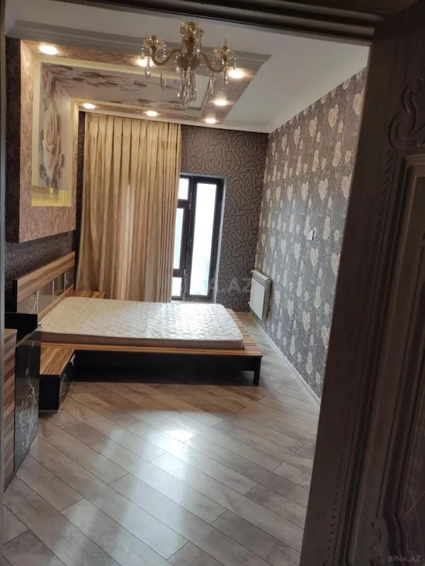 Kirayə verilir 2 otaqlı mənzil 85 m²