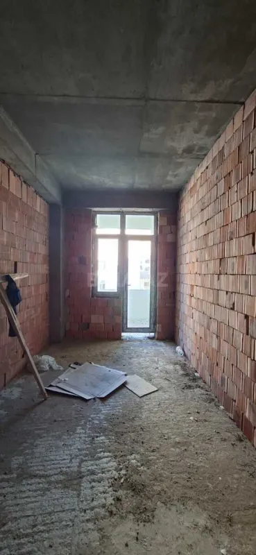 Satılır 2 otaqlı mənzil 59 m²