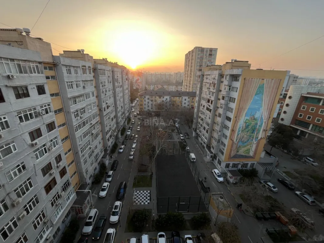 Satılır 3 otaqlı mənzil 95 m²