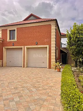 Satılır 6 otaqlı həyət evi 600 m²