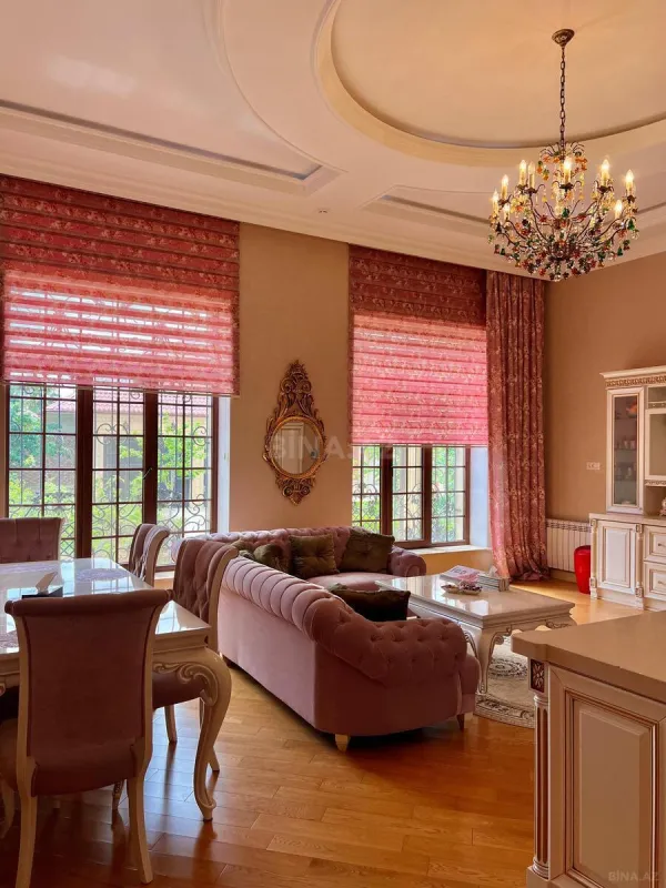 Satılır 6 otaqlı həyət evi 600 m²