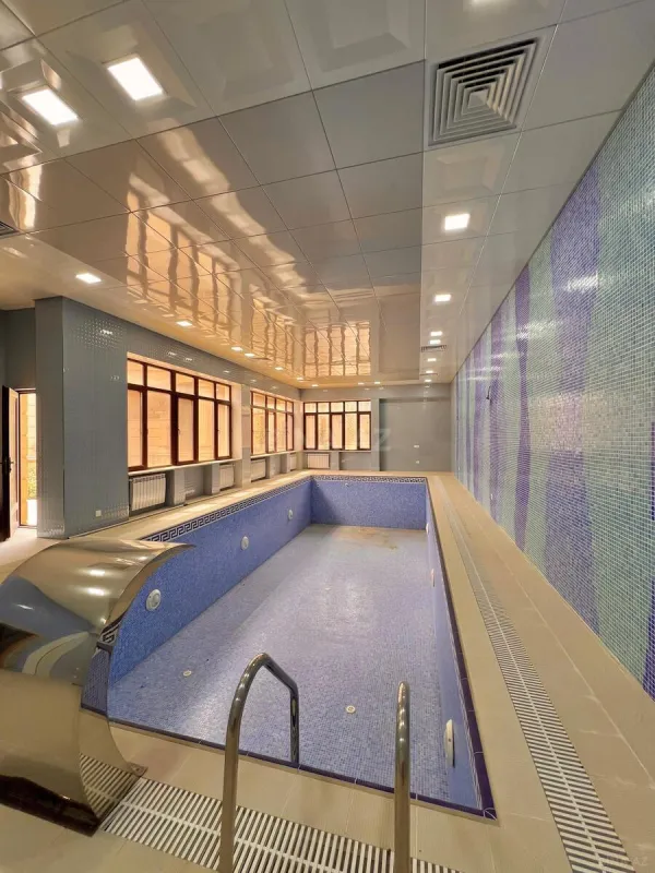 Satılır 6 otaqlı həyət evi 600 m²