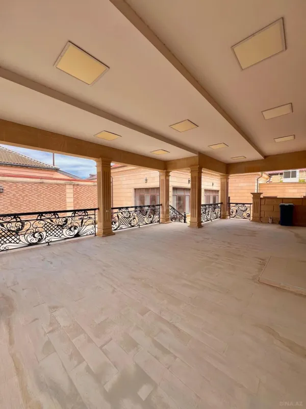 Satılır 6 otaqlı həyət evi 600 m²