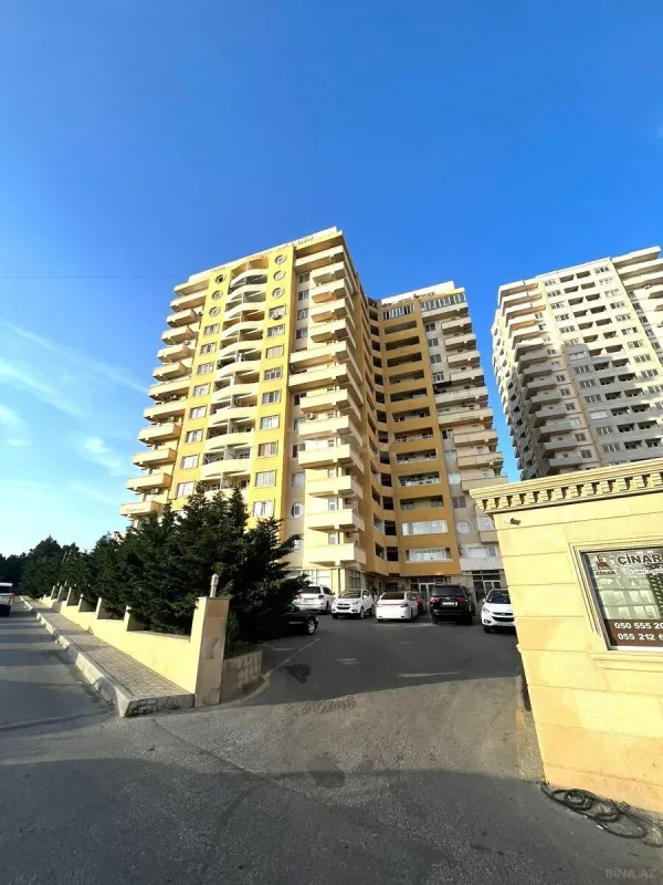 Satılır 2 otaqlı mənzil 110 m²