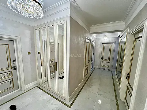 Satılır 3 otaqlı mənzil 120 m²