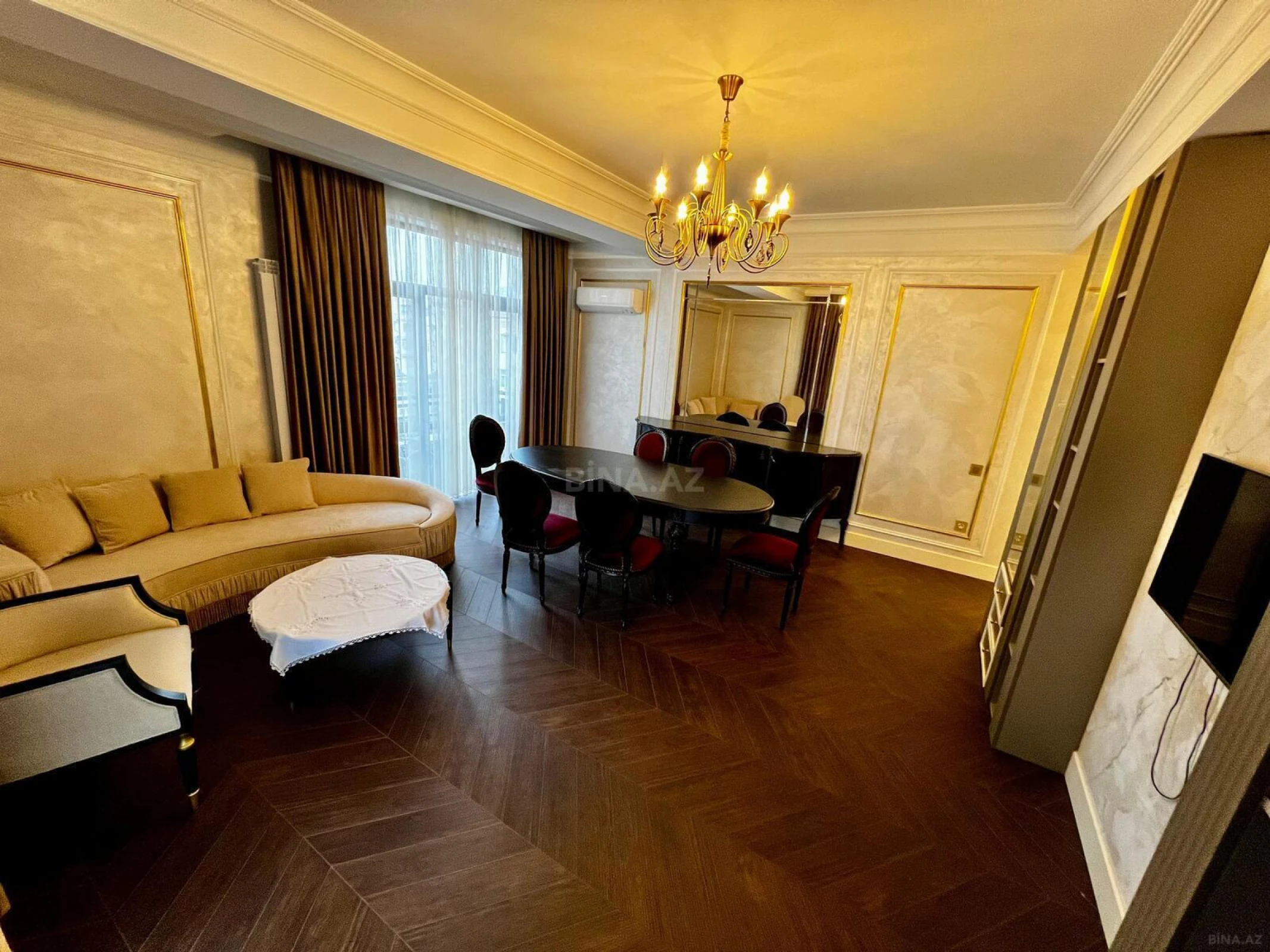 Satılır 3 otaqlı mənzil 120 m²