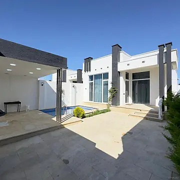 Satılır 3 otaqlı həyət evi 140 m²