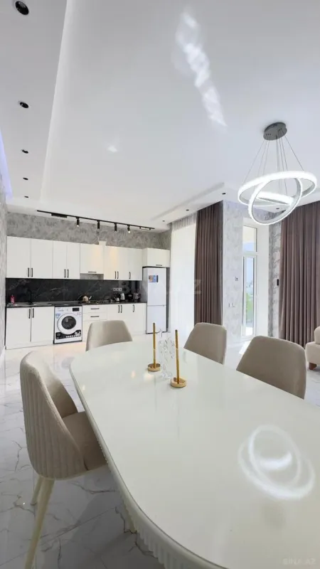 Satılır 3 otaqlı həyət evi 140 m²