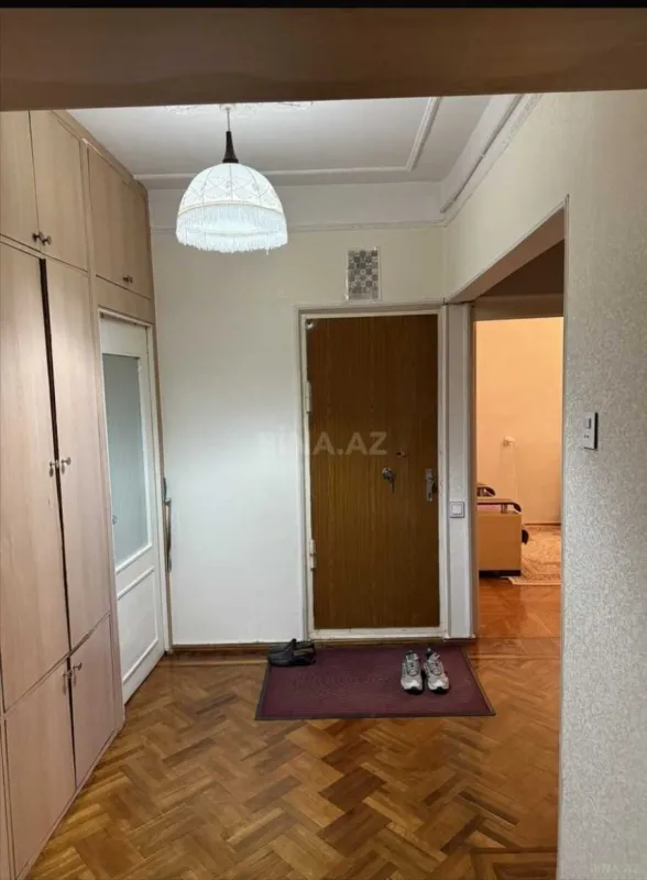 Satılır 4 otaqlı mənzil 105 m²