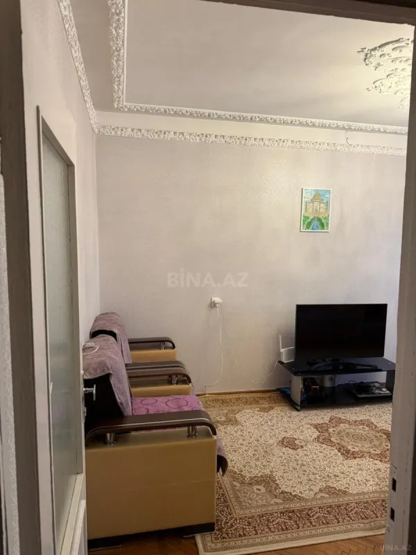 Satılır 4 otaqlı mənzil 105 m²