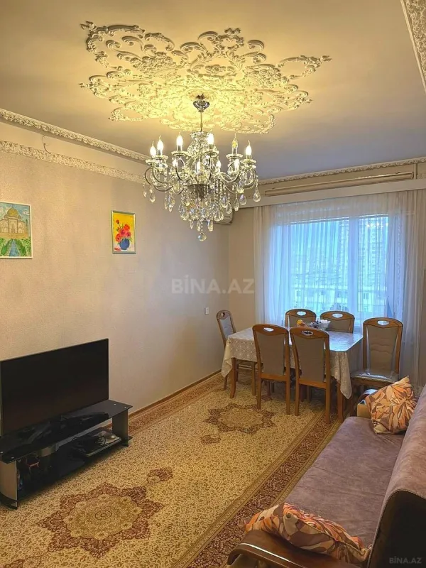 Satılır 4 otaqlı mənzil 105 m²