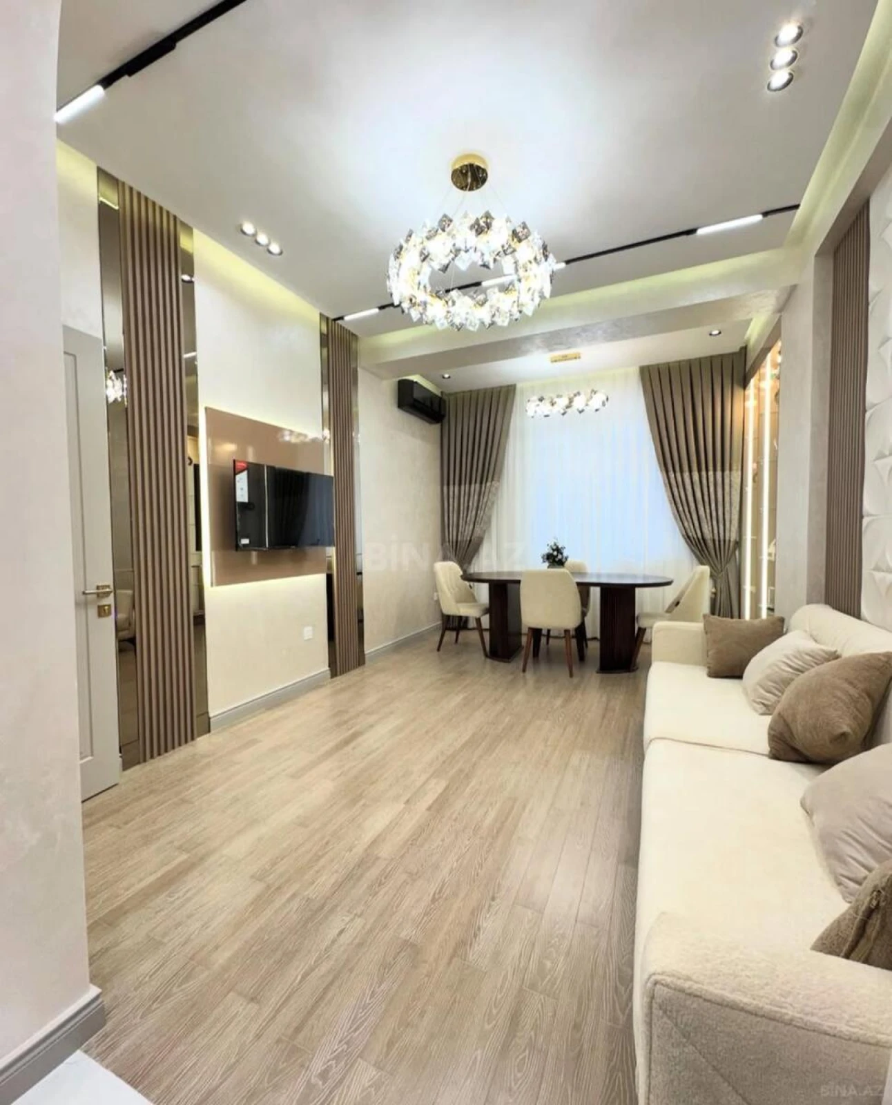 Kirayə verilir 2 otaqlı mənzil 70 m²