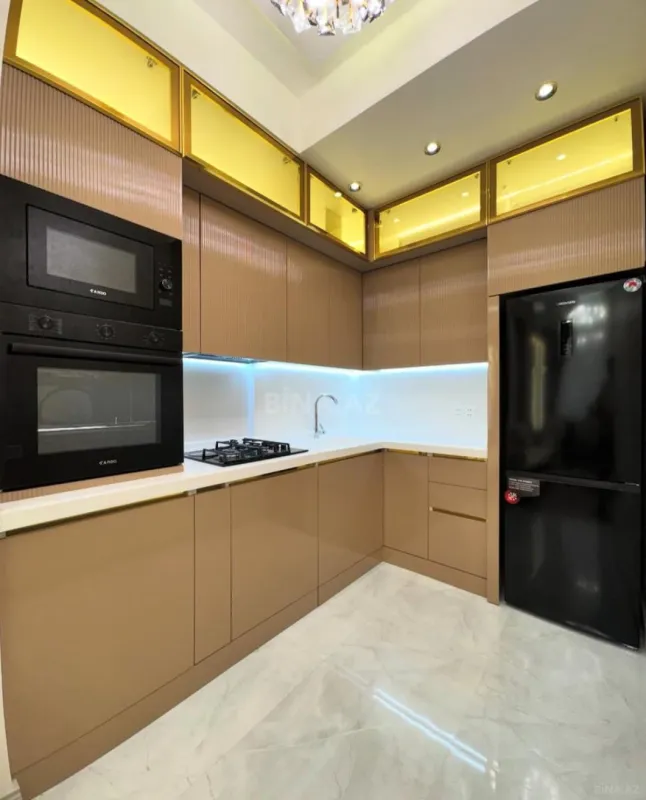 Kirayə verilir 2 otaqlı mənzil 70 m²