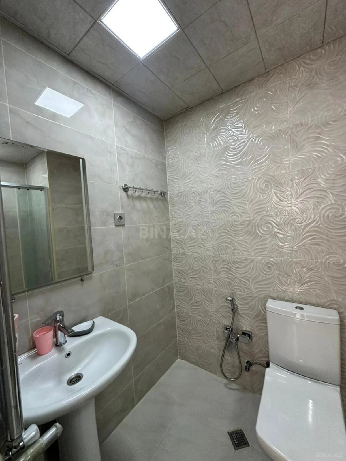 Satılır 2 otaqlı mənzil 48 m²