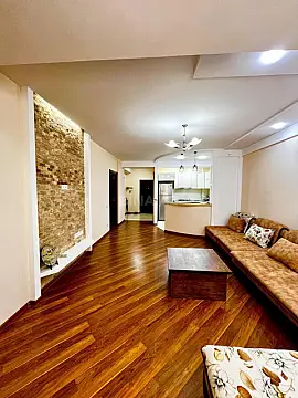 Satılır 2 otaqlı mənzil 71 m²