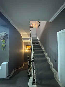 Satılır 6 otaqlı həyət evi 300 m²