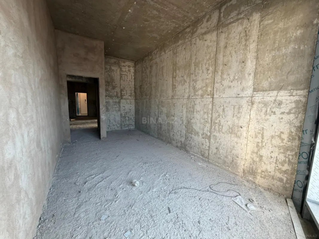 Satılır 4 otaqlı mənzil 165 m²