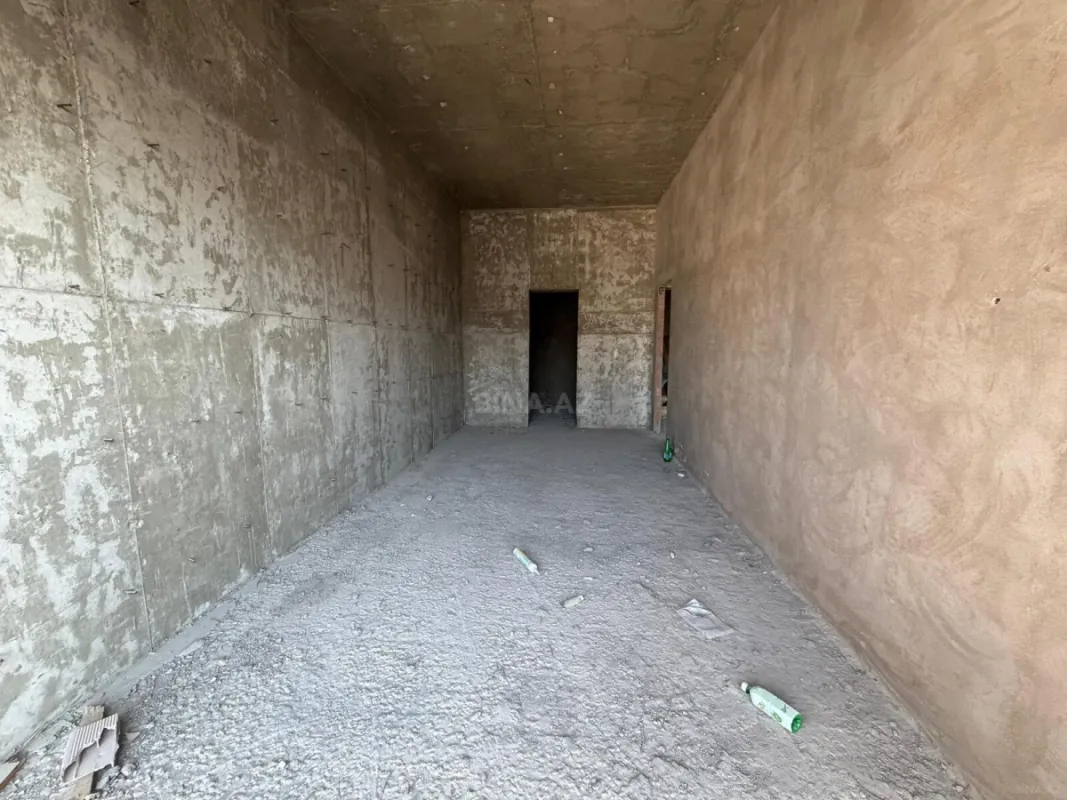 Satılır 4 otaqlı mənzil 165 m²