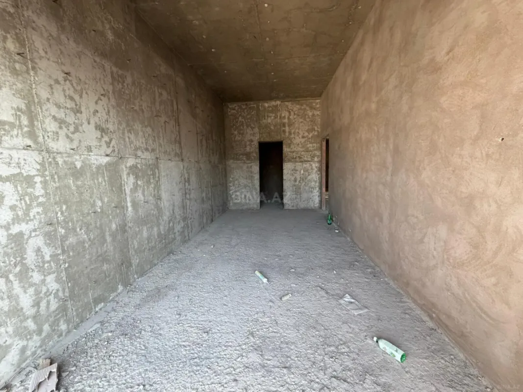 Satılır 4 otaqlı mənzil 165 m²